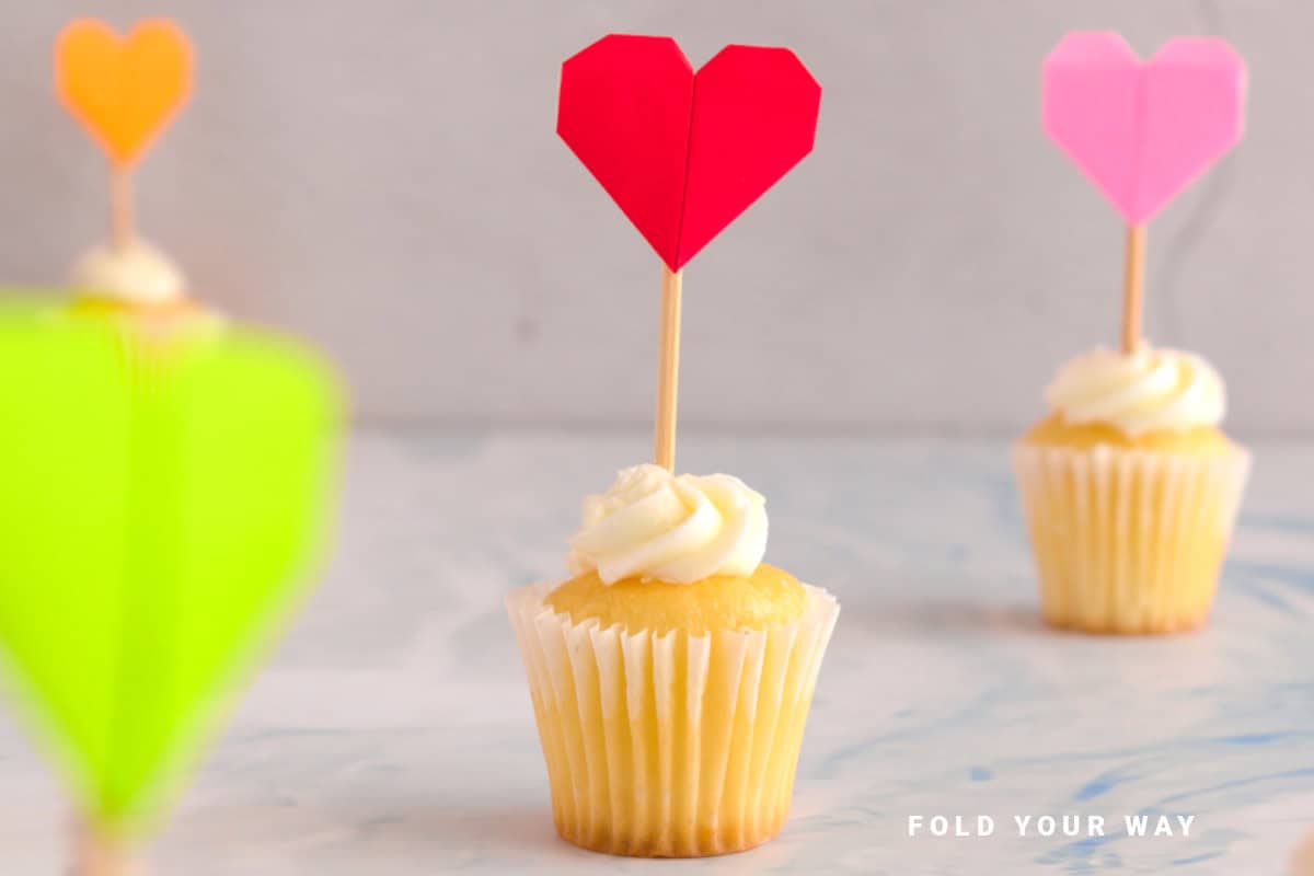 Red heart cake topper.